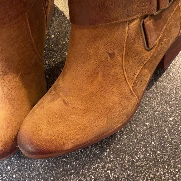 CLARKS | size 7 ankle boots - Picture 7 of 8